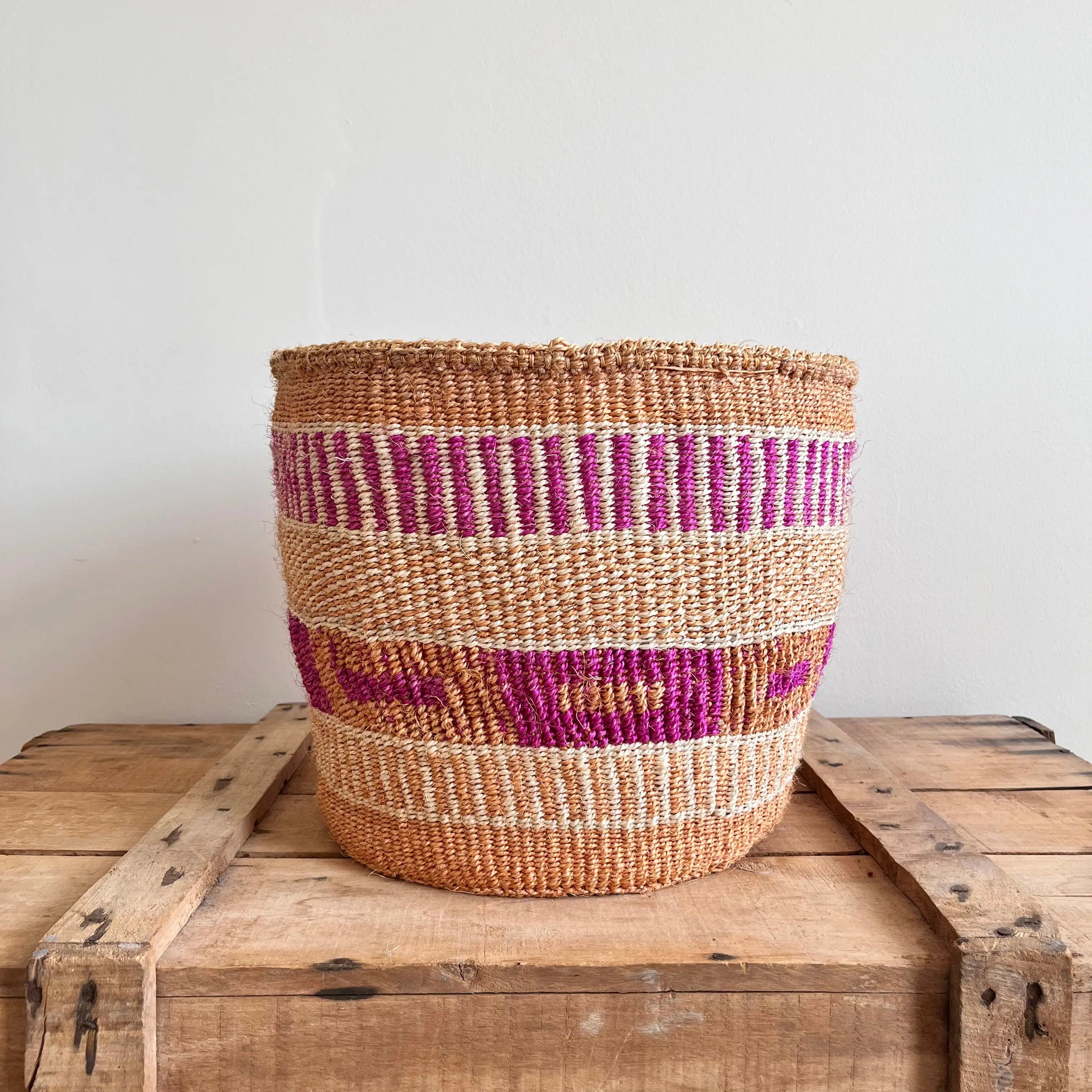 Traditional Taita basket L No. 8 Mambo Baskets